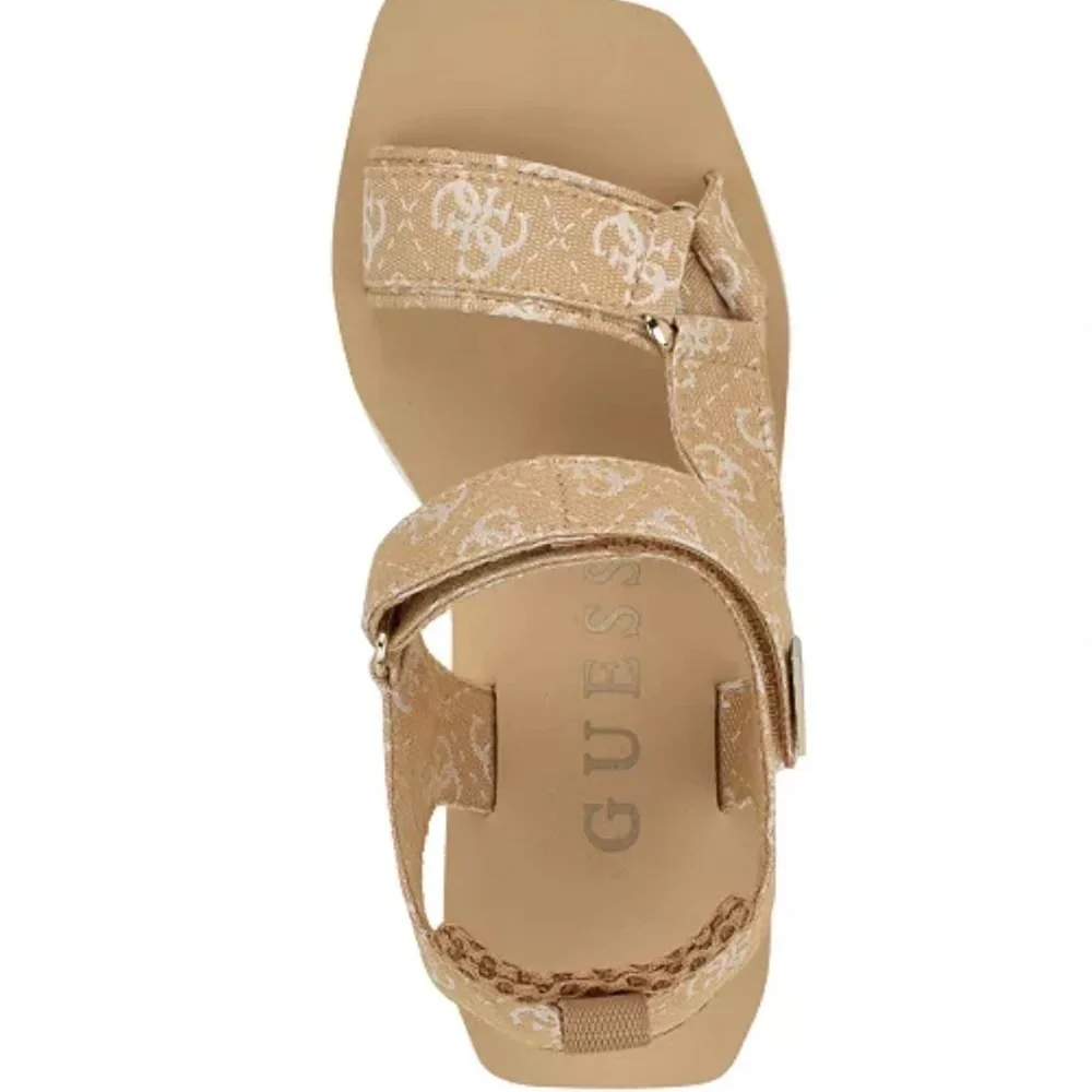 GUESS Tan Women's Daysa Quattro-G Strappy Eva Wedge Sandals Size 9